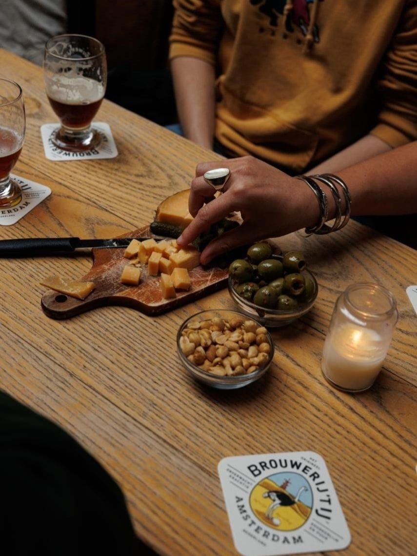 Brouwerij t IJ borrelplank