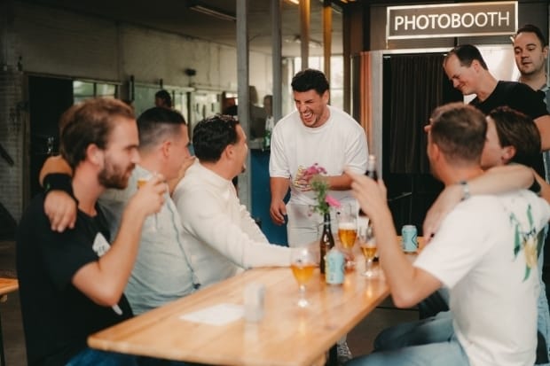 Brouwerij t IJ NIJPA lachen