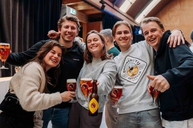 Brouwerij t IJ Paas IJ Eggshibition