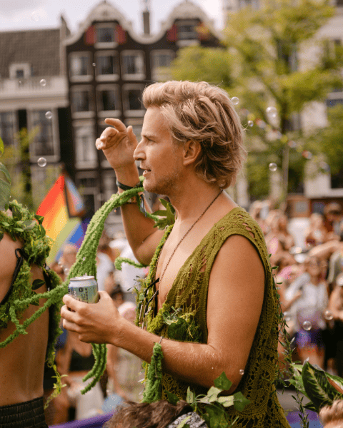 Feestende Paradijsvogel