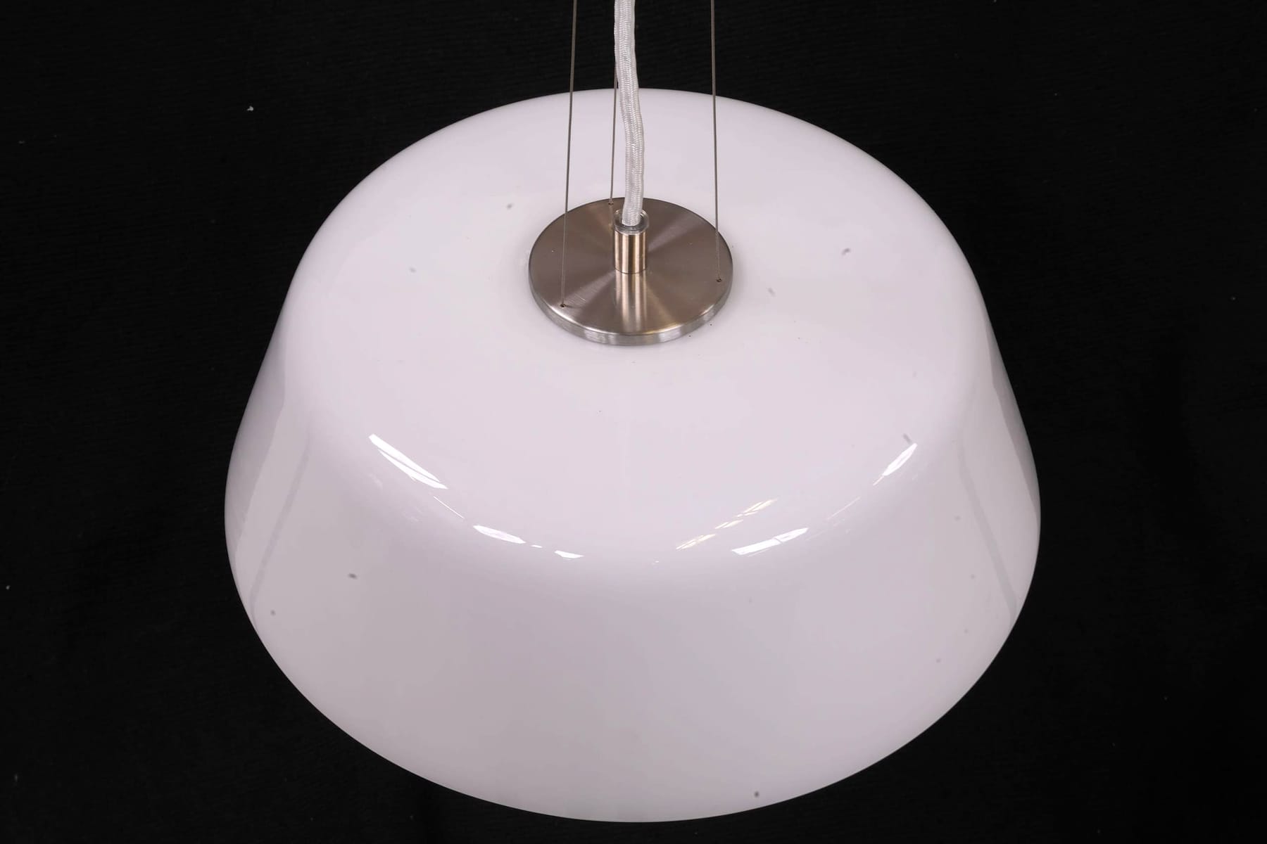 ARNE JACOBSEN (1902-1971), taklampa, 