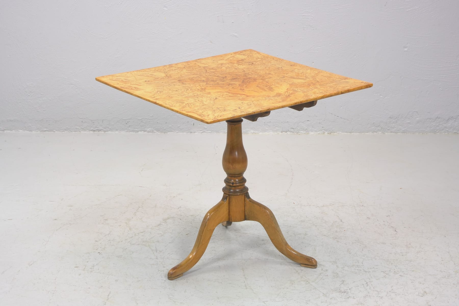 FÄLLBORD, alrot, 1800-tal | Auktion.se