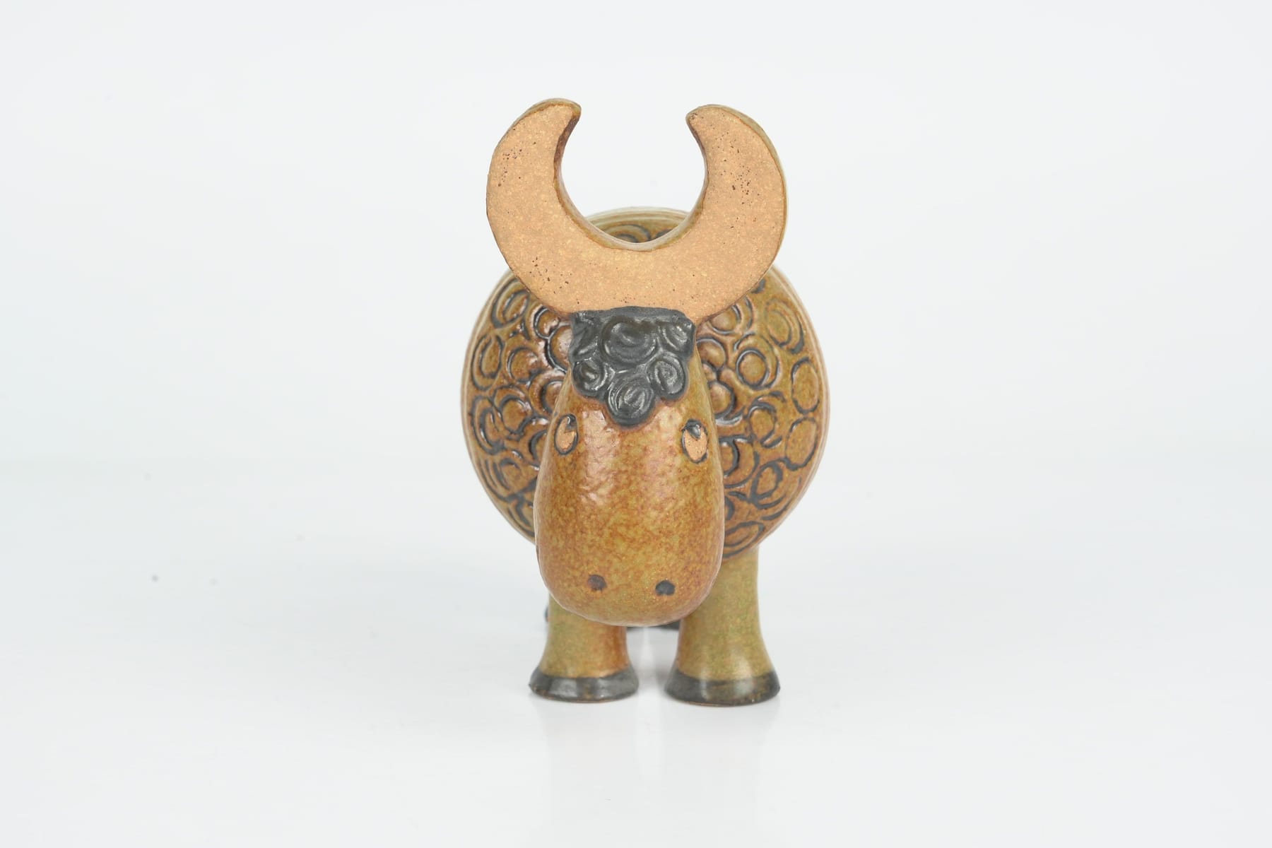 LISA LARSON, figurin, 