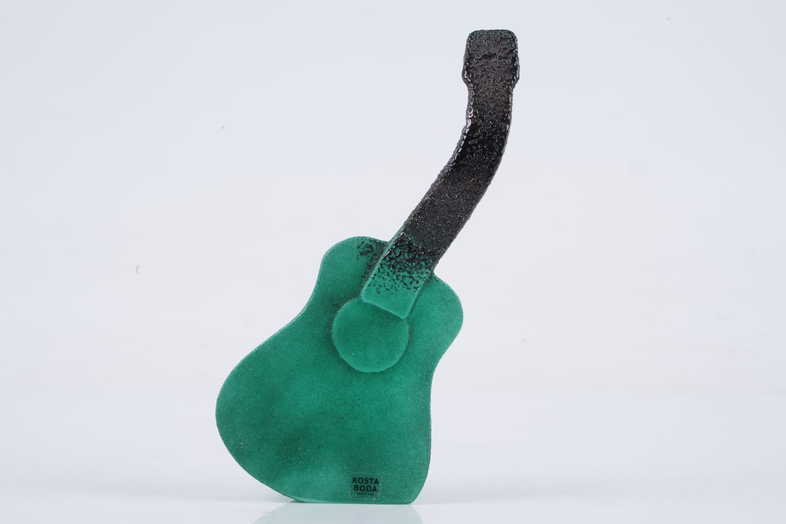 KJELL ENGMAN (1946), konstglas, gitarr, ur serien "The Band", Kosta Boda