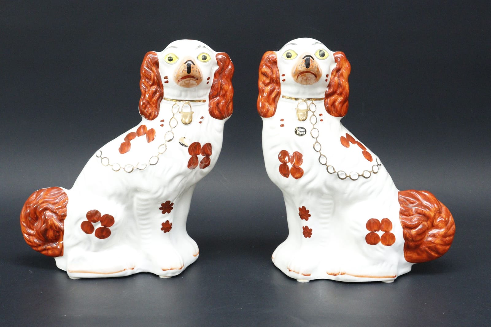 Figuriner, 2st, hundar, Staffordshire, England