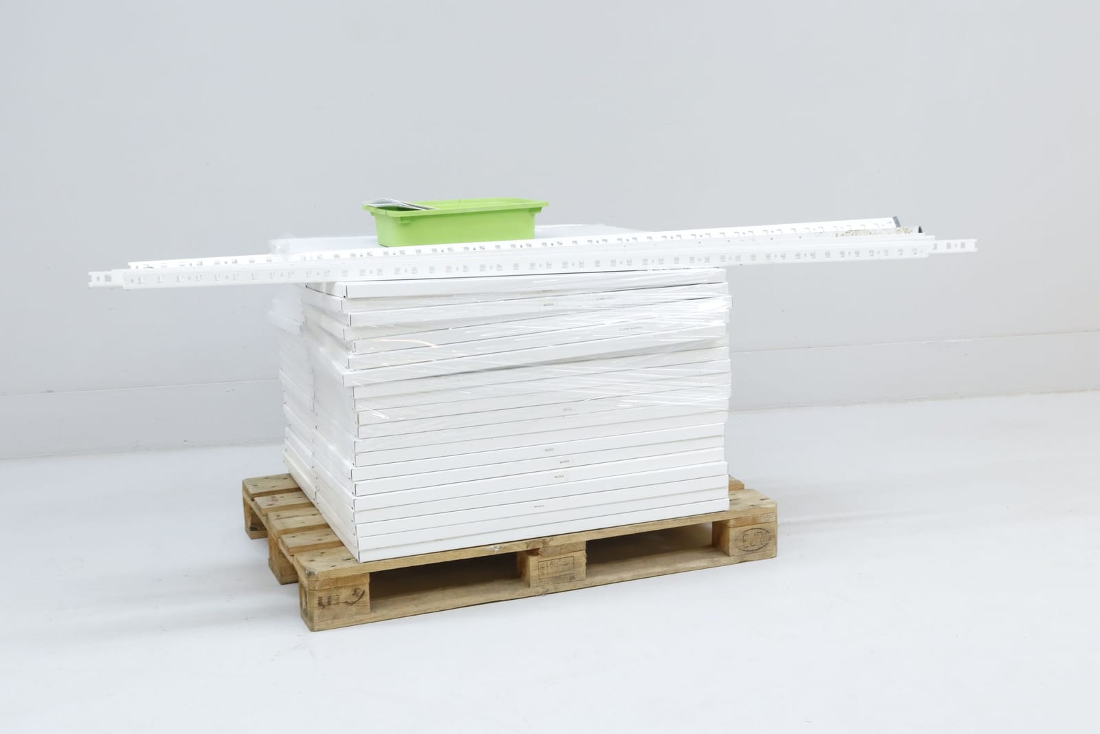 Hyllsystem, plåt, 39 hyllplan, 17 ben