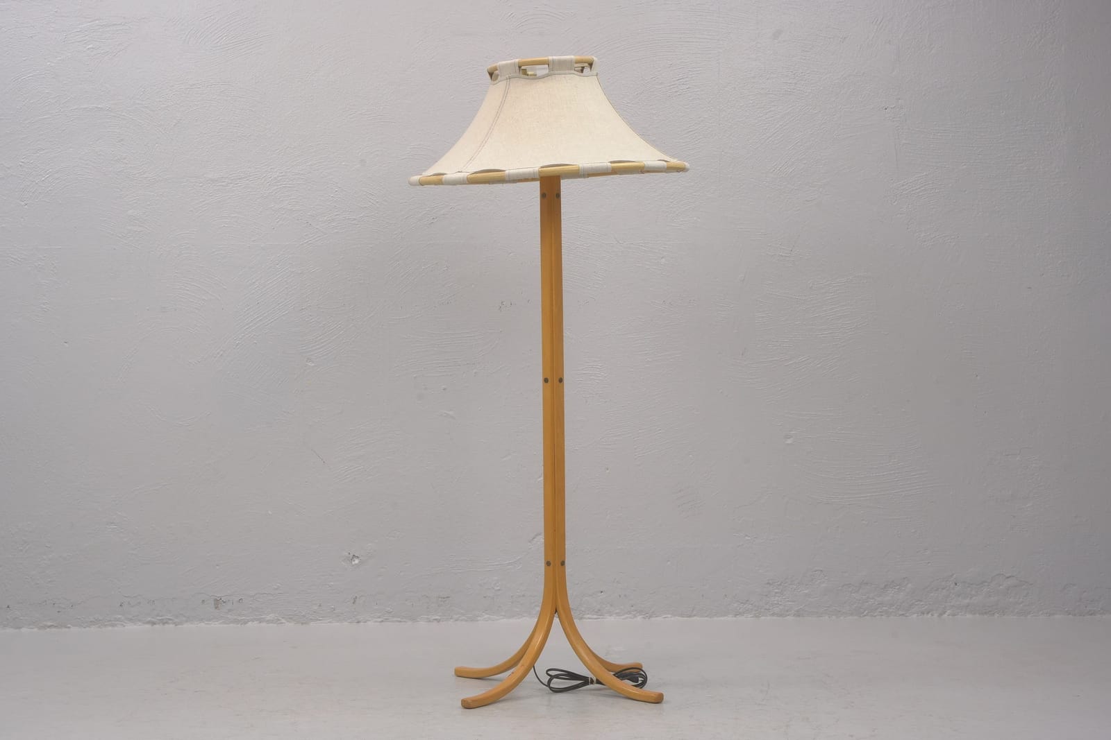 ANNA EHRNER, Golvlampa, "Anna", Ateljé Lyktan, 1900-tal