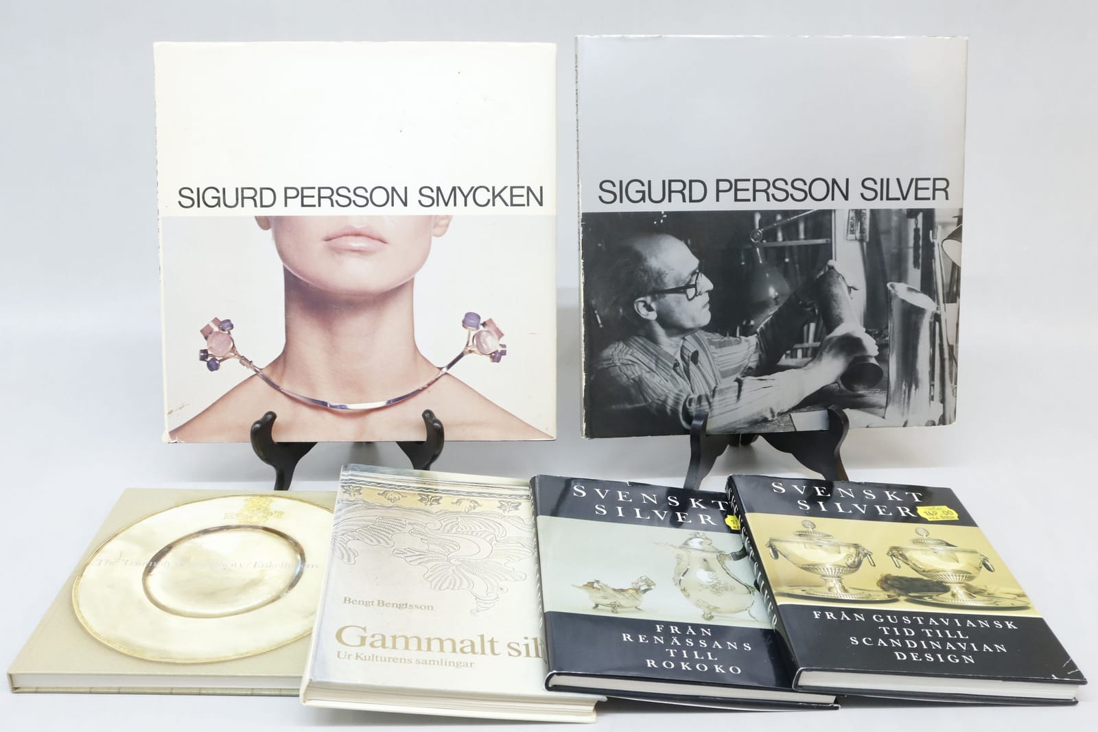 Böcker om silver och smycken