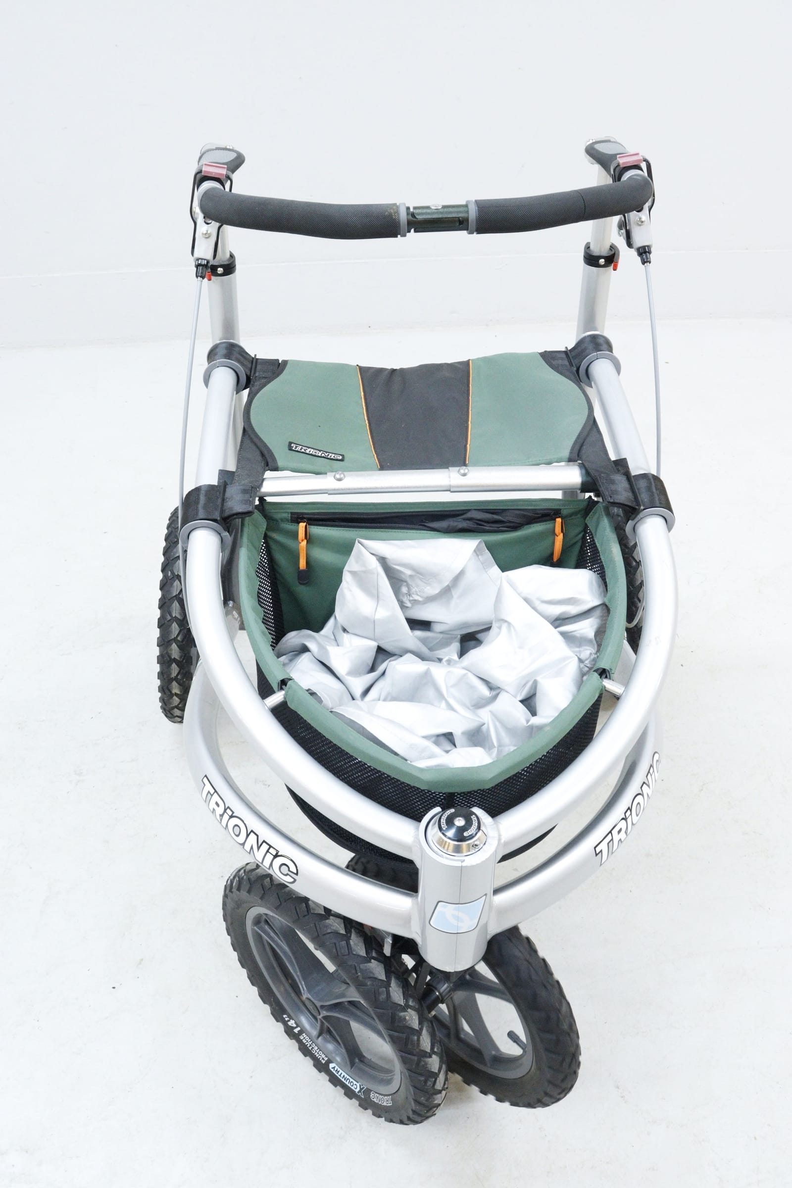 Rollator/Veloped, Trionic Jakt 14er, terränggående rollator, med vapenfodral, ryggsäck och överdrag