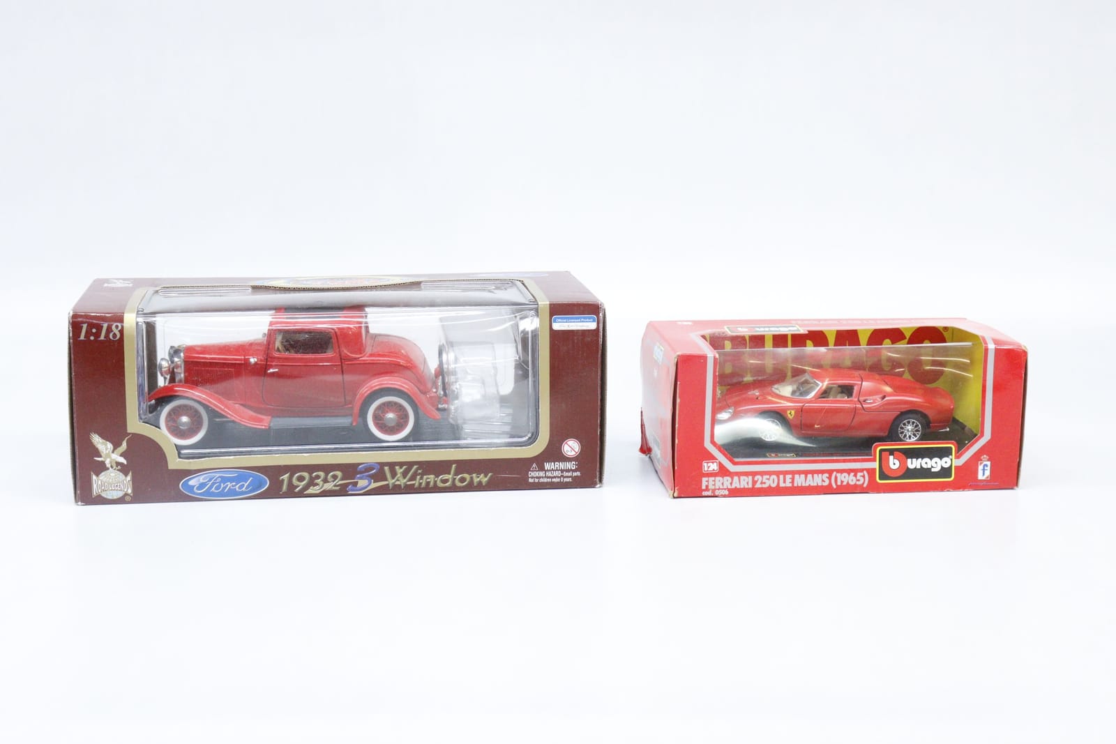 Samlarbilar, 2st, Ferrari och Ford, bla Burago, skala 1:18 och 1:24