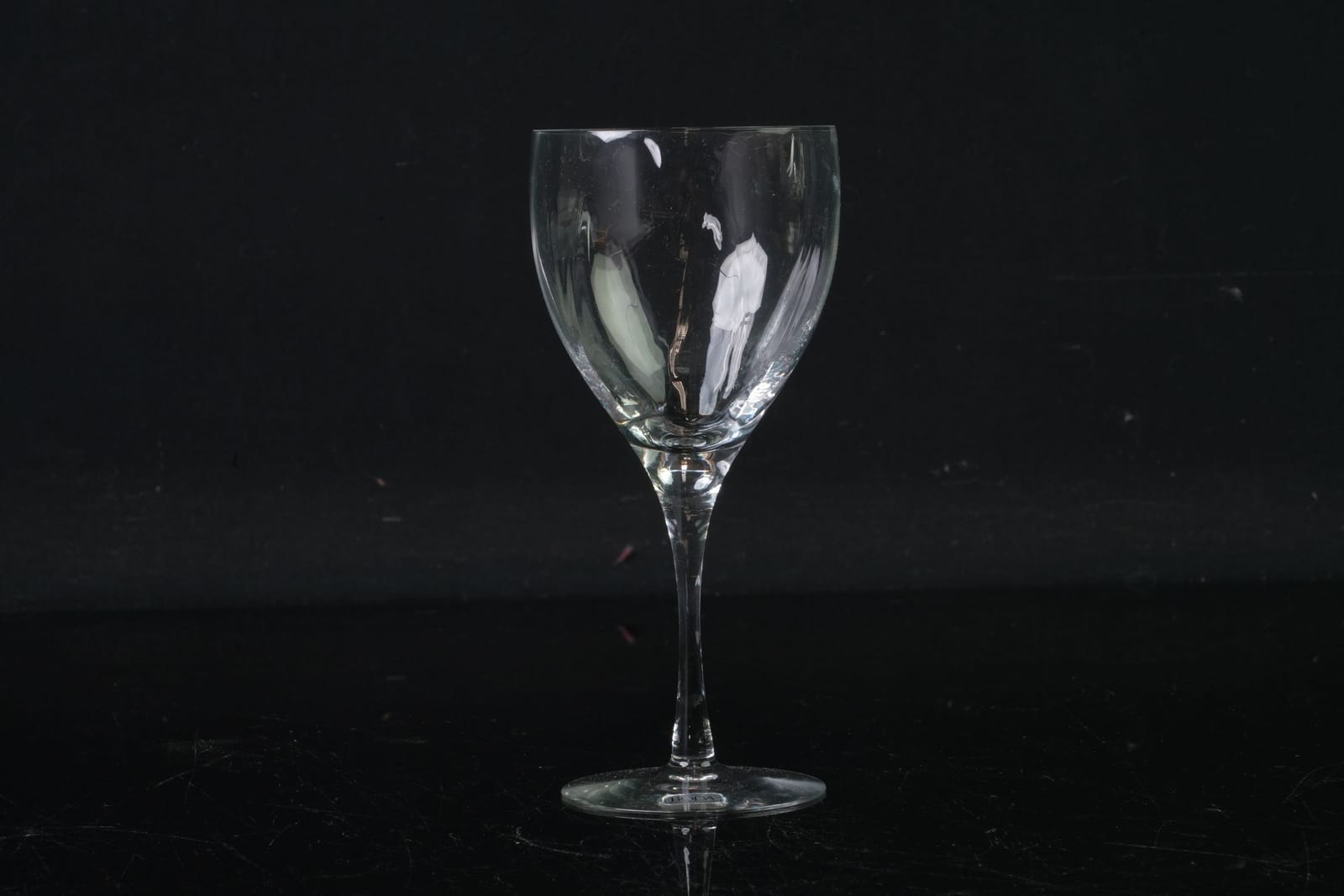 BERTIL VALLIEN (1938), samt vinglas, 8 st, "Chateau", Kosta Boda