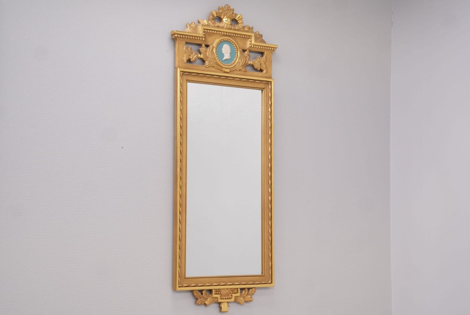 SPEGEL, gustaviansk stil, förgylld, 1900-tal