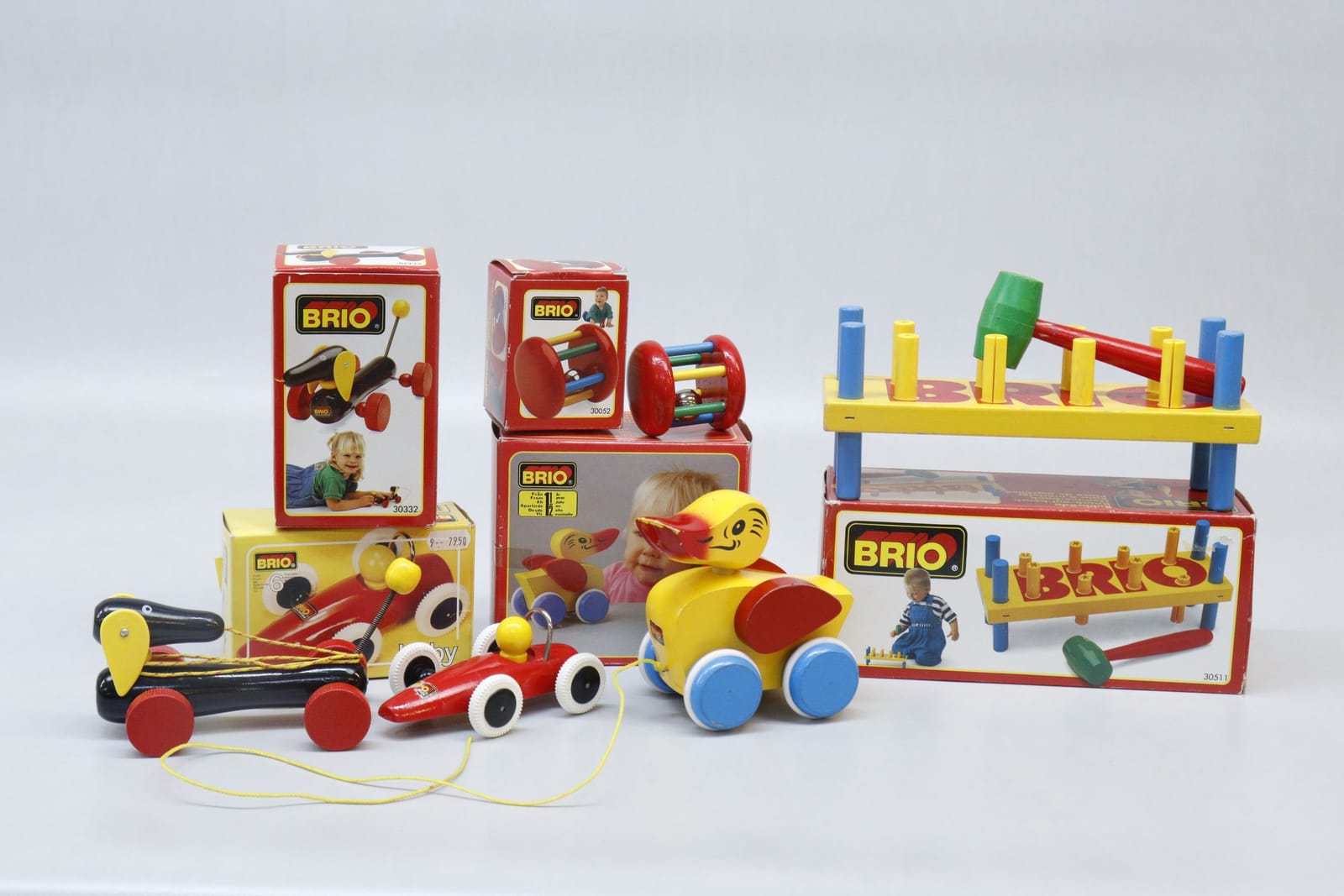 Träleksaker, Brio, med kartonger
