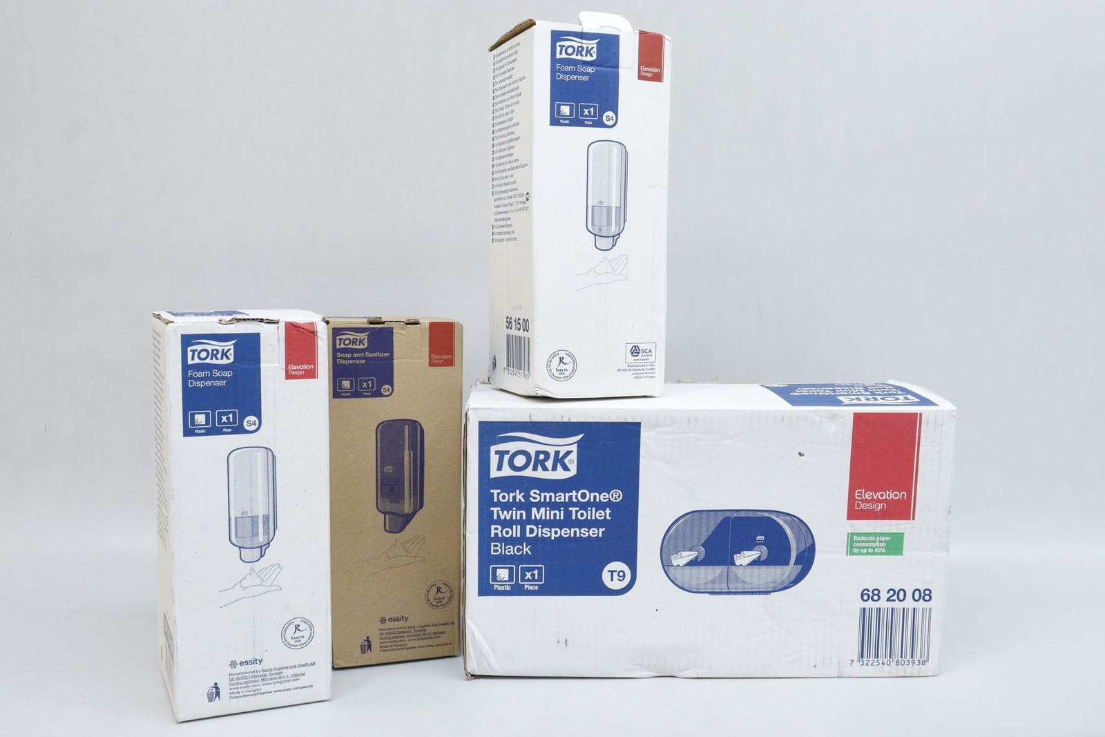 Tvåldispensrar, 3st, och pappershållare, "Tork"