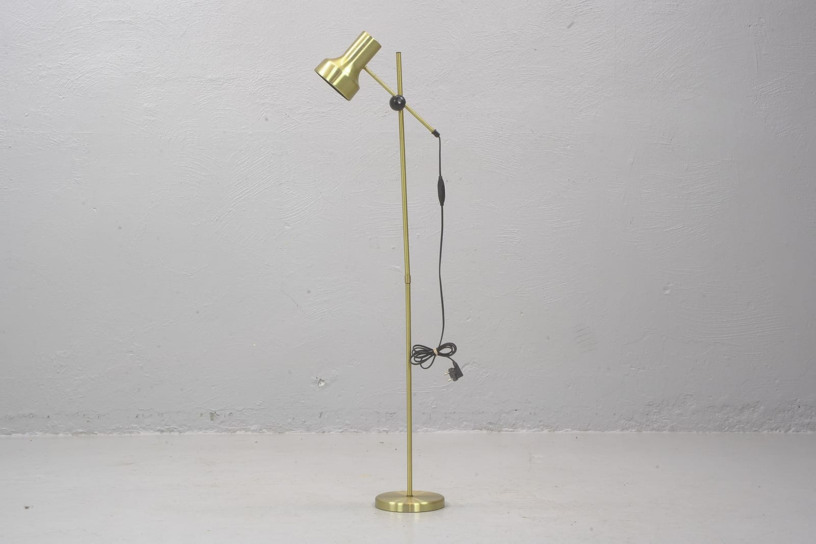 GOLVLAMPA, gulmetall, Belid, 1970/1980-tal