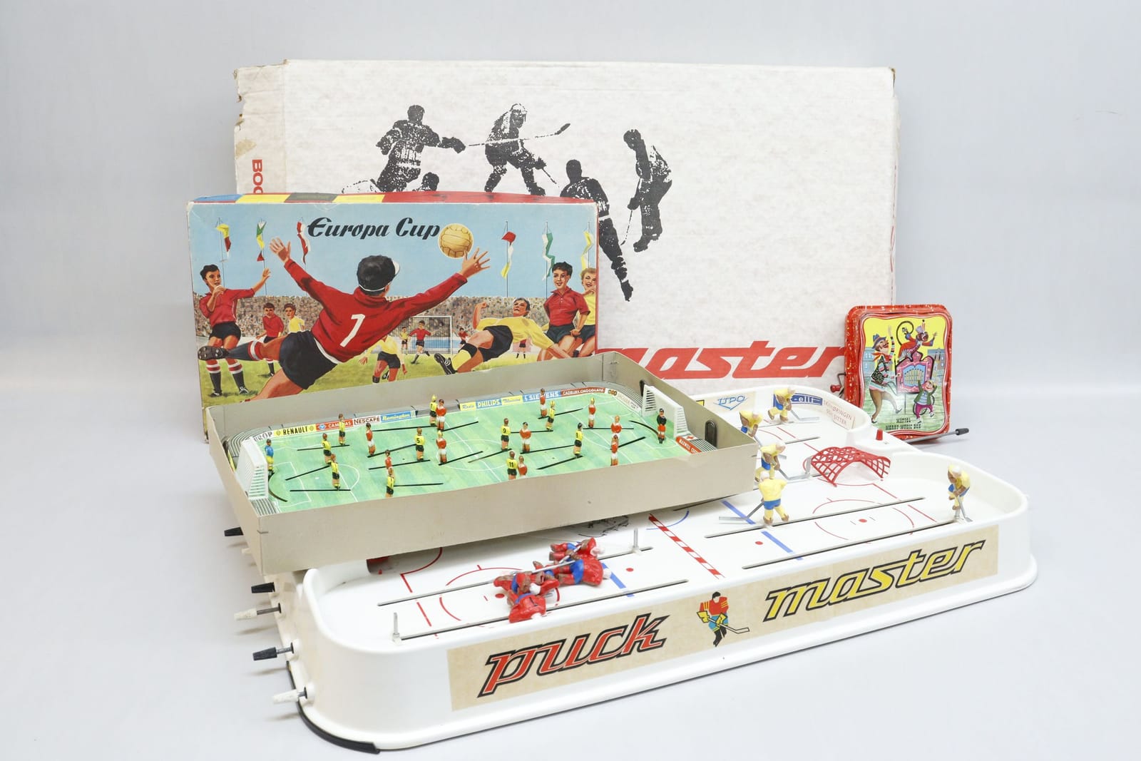 Hockeyspel, fotbollspel och speldosa