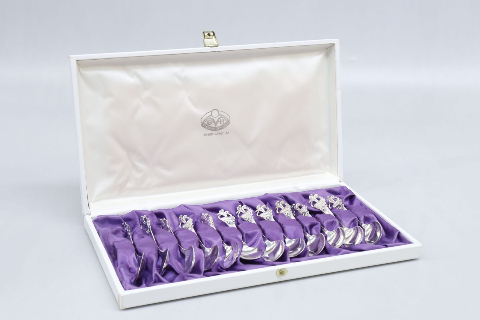 Teskedar, 12st, silver 830, TH Marthinsen, vikt 142 gram