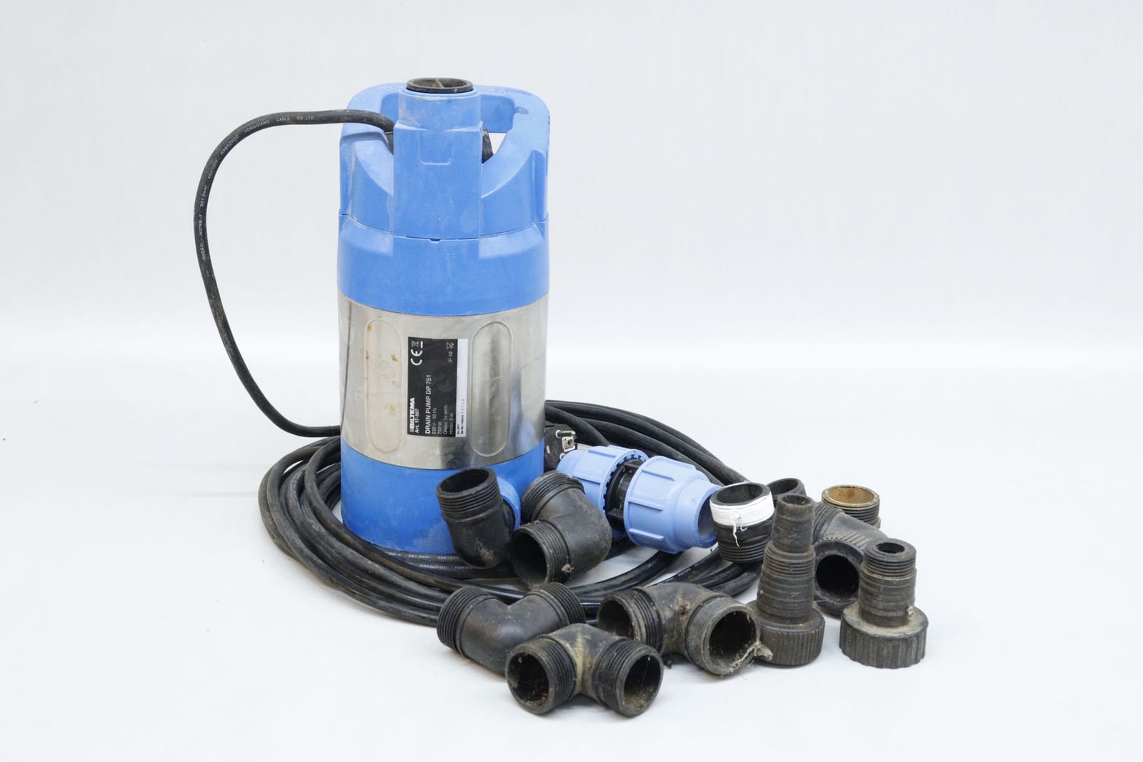 Dränkbar pump, Biltema