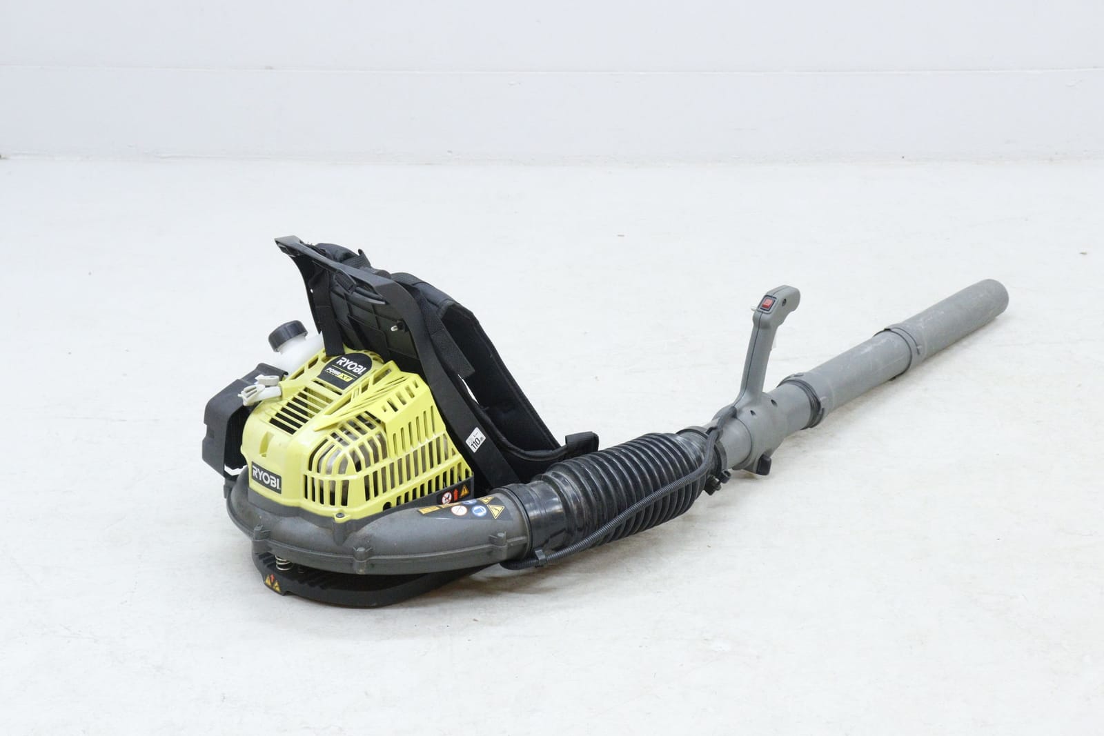 Lövblås, Ryobi Powr XT, bensindriven