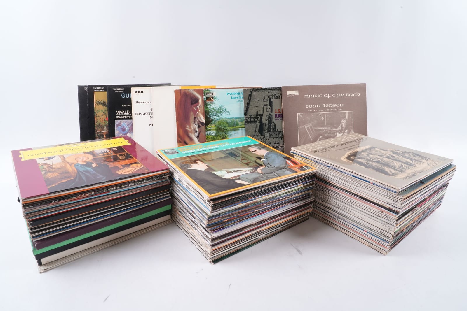 PARTI med LP-SKIVOR, mestadels klassiskt, bl.a. Bach, Mozart