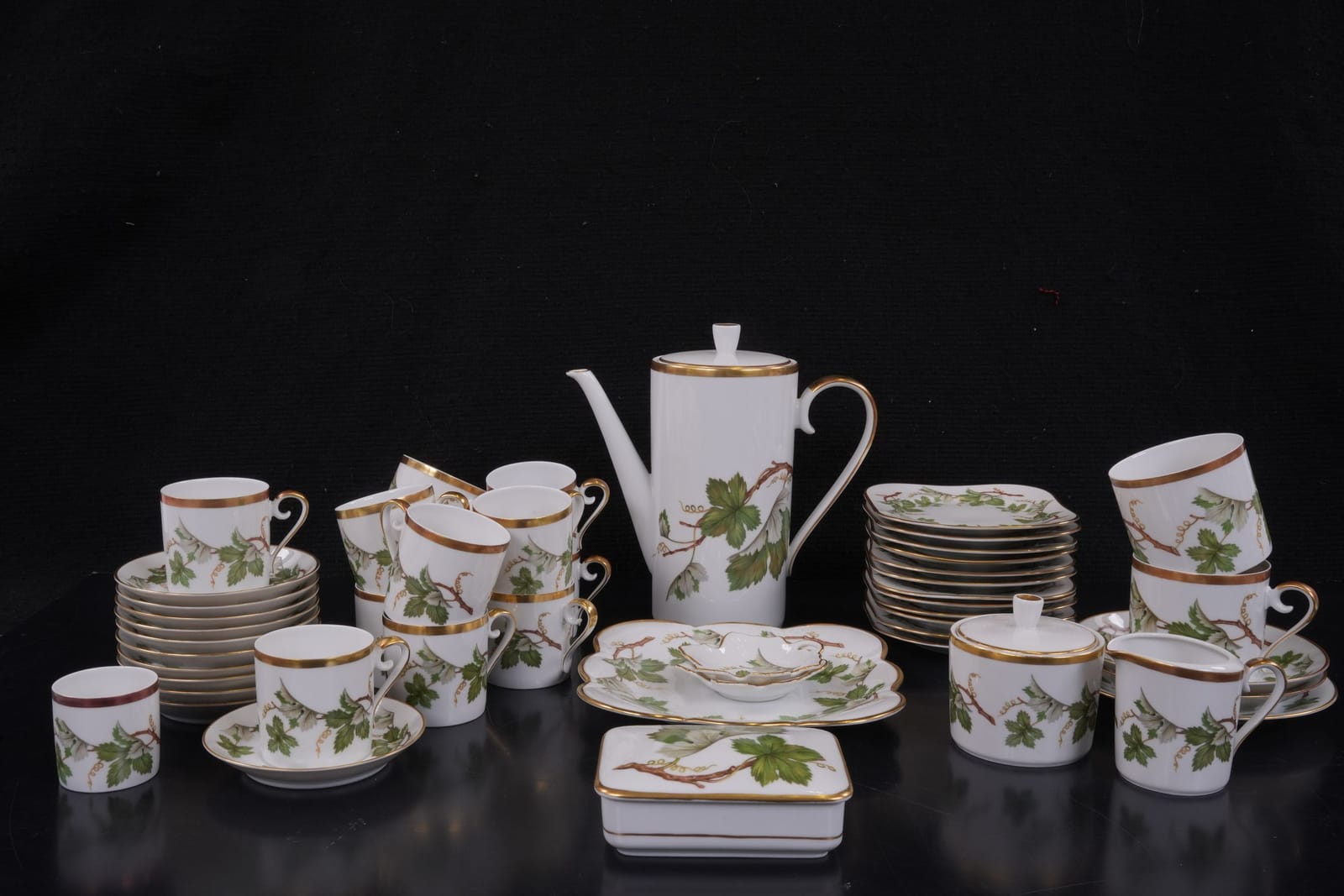 KAFFESERVISDELAR, 35 delar, "Vinranka", Hackefors