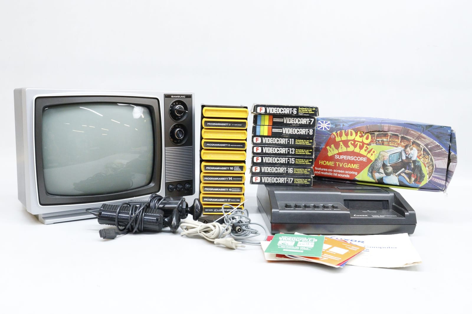 Tv-spel, Luxor Video Entertainment Computer samt tv, och spel, Samsung och Luxor