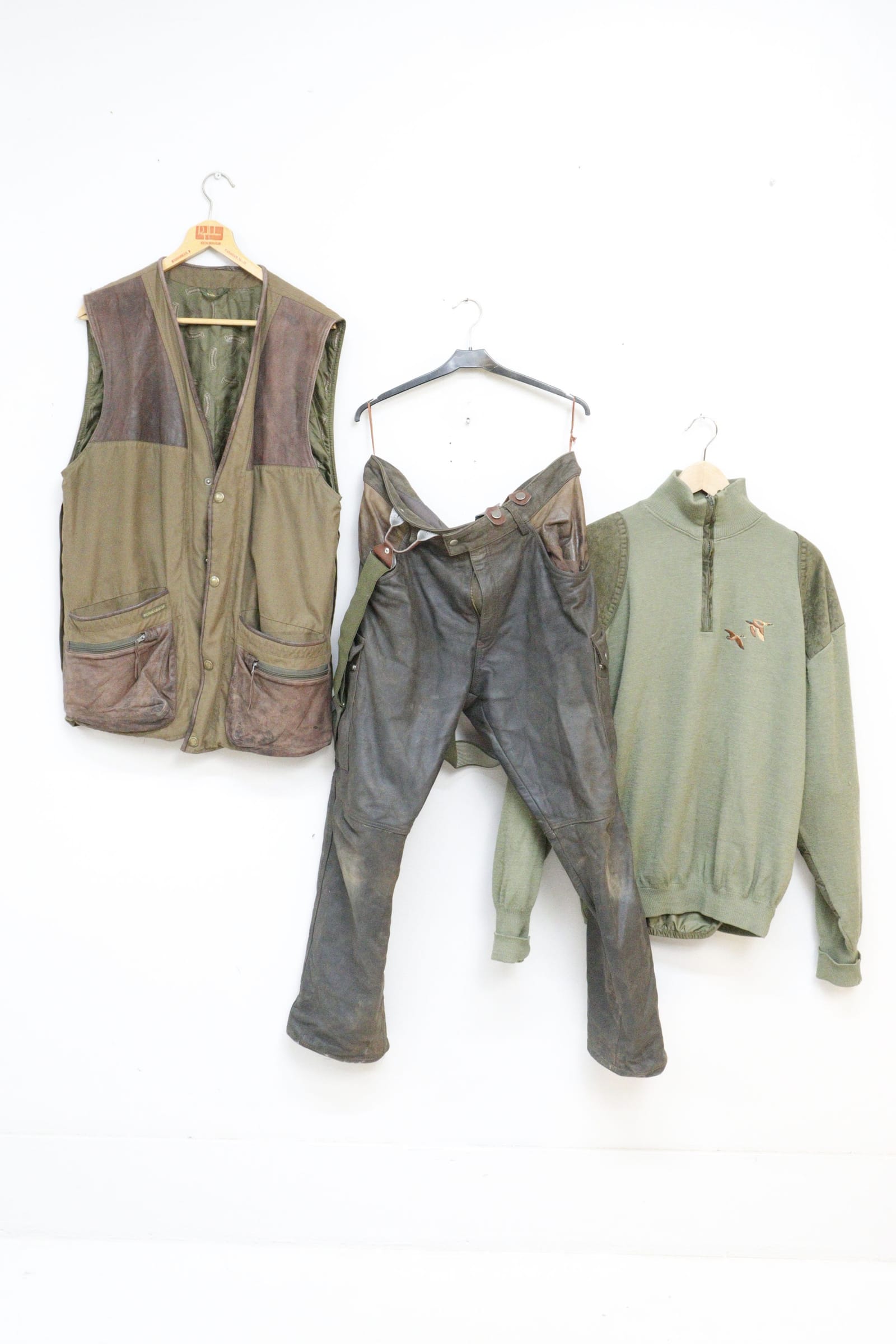 Jaktkläder, skinnbyxor, windstopper och väst, Eurohunt och Runnarköp