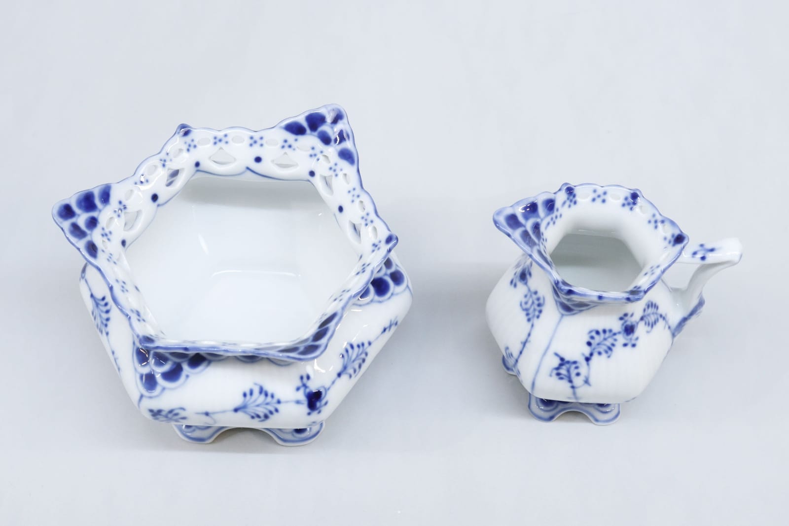Sockerskål och gräddkanna, "Musselmalet", Royal Copenhagen