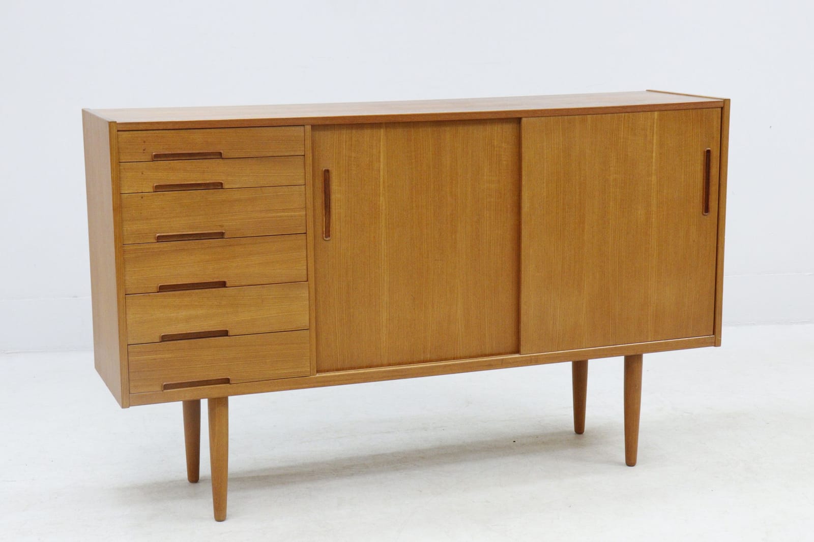 Sideboard, teak, Nils Jonsson, "Florens", Troeds, Bjärnum