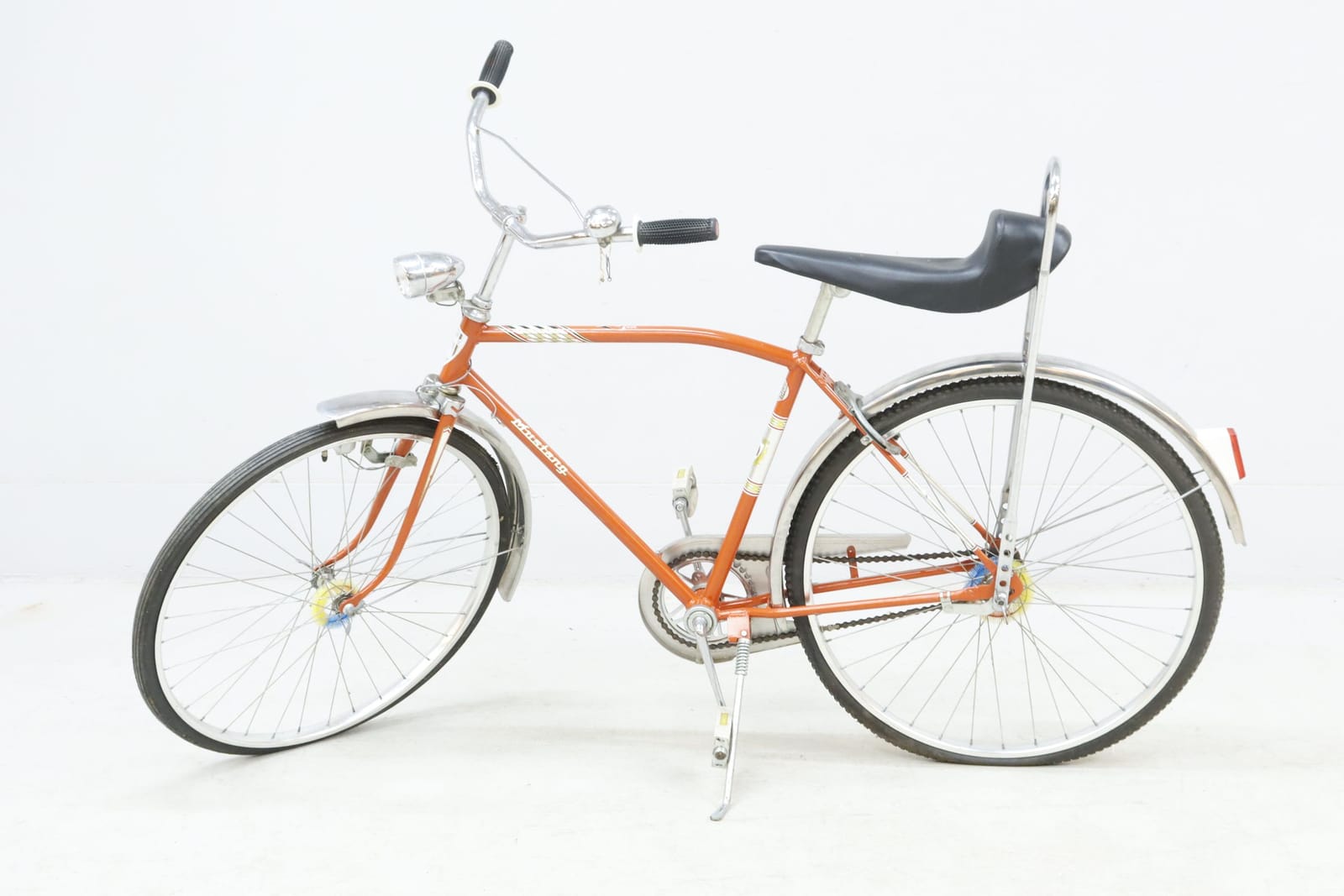 Pojkcykel, Mustang, Super de Luxe, med limpsadel