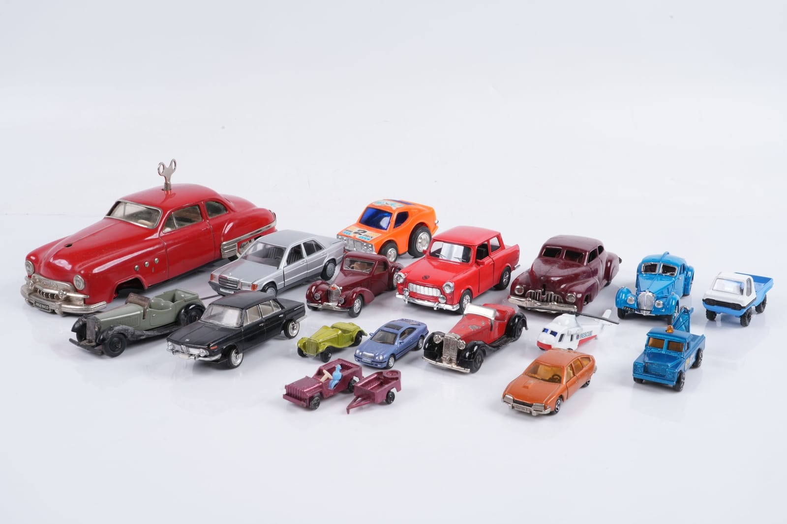 PARTI med modellbilar, bl.a. Schuco, Dinky Toys