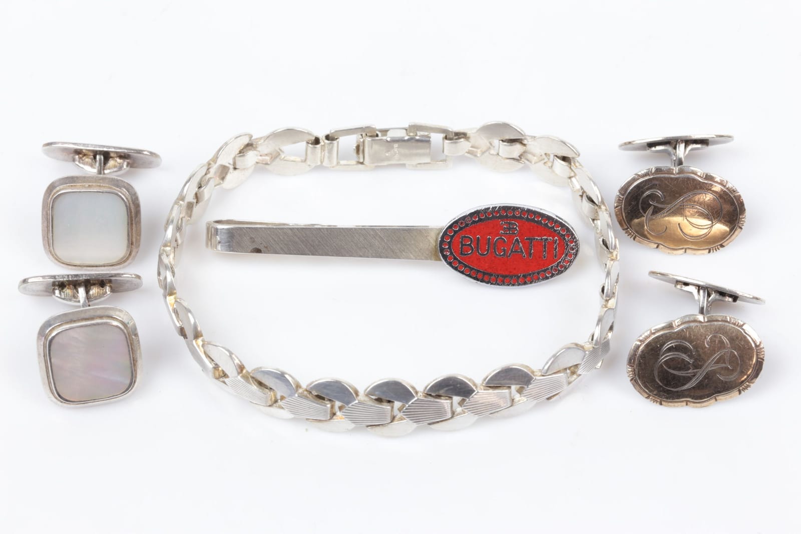 ARMBAND, slipsnål, samt manschettknappar, två par, silver