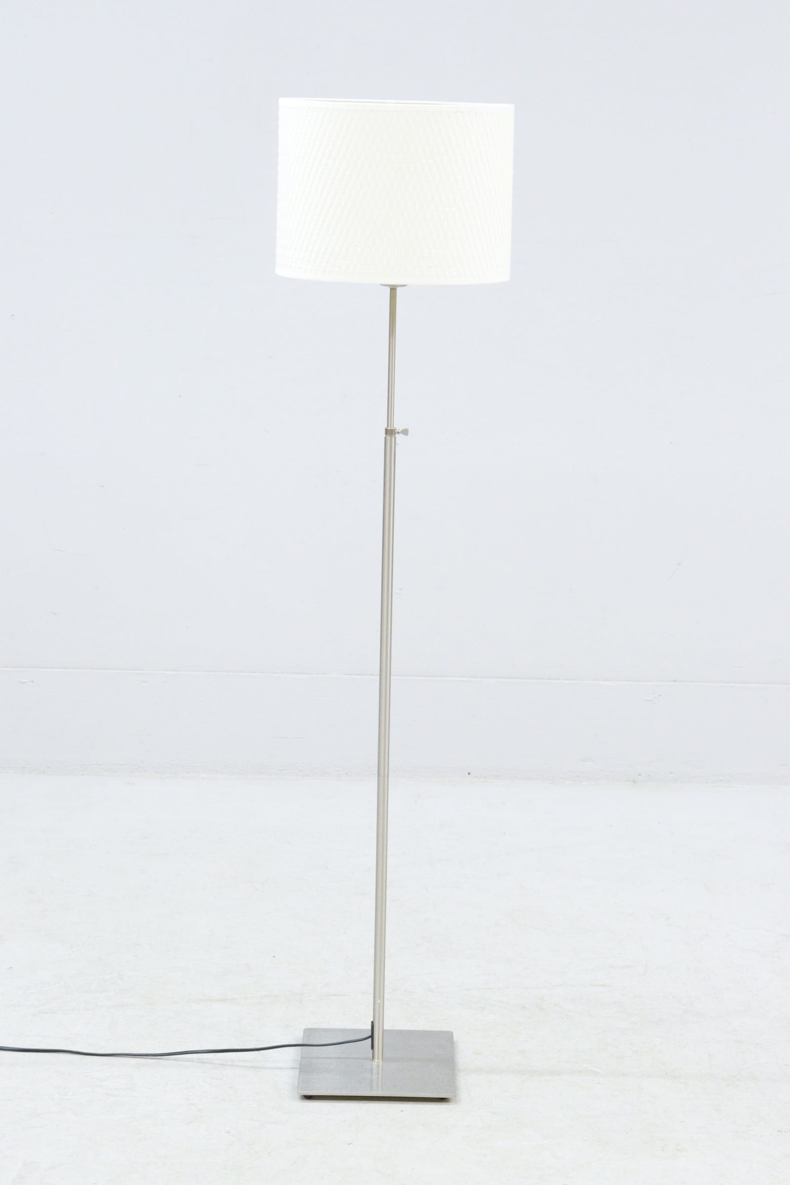 Golvlampa, "Aläng", Ikea, höj- och sänkbar
