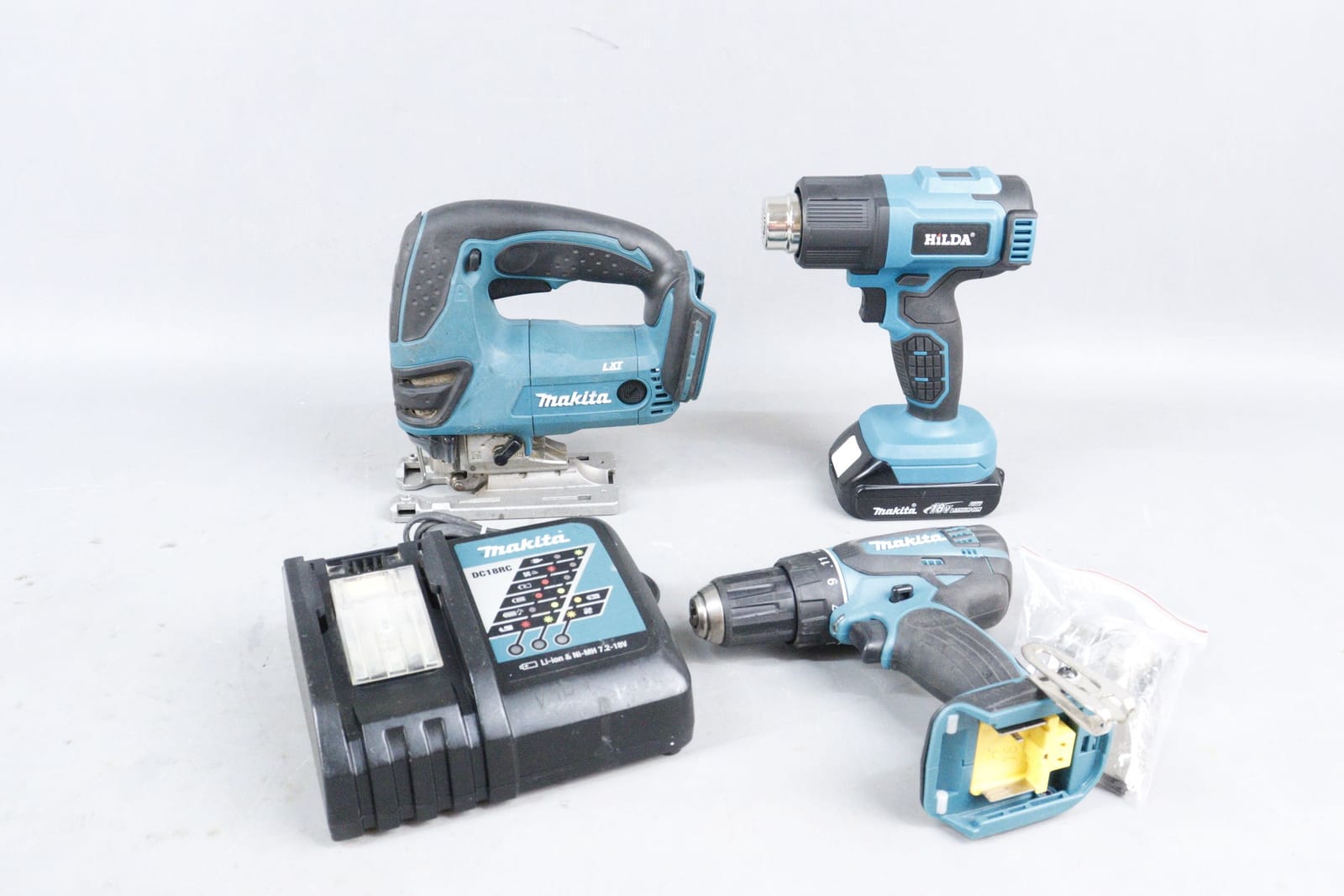 Handverktyg, Makita, med laddare och 1 batteri, 18V
