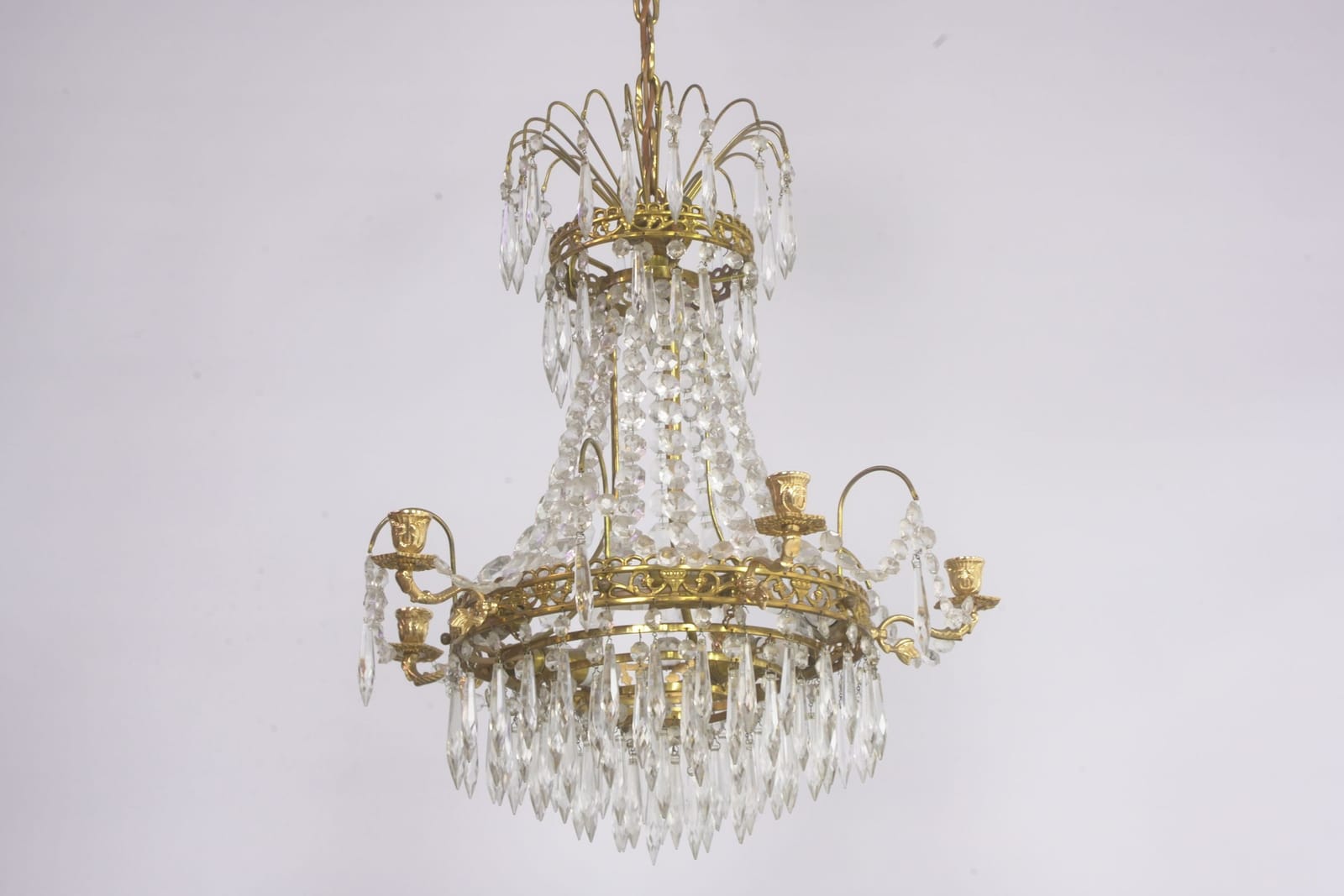 LJUSKRONA, för fem ljus, behängd med prismor, 1900-tal