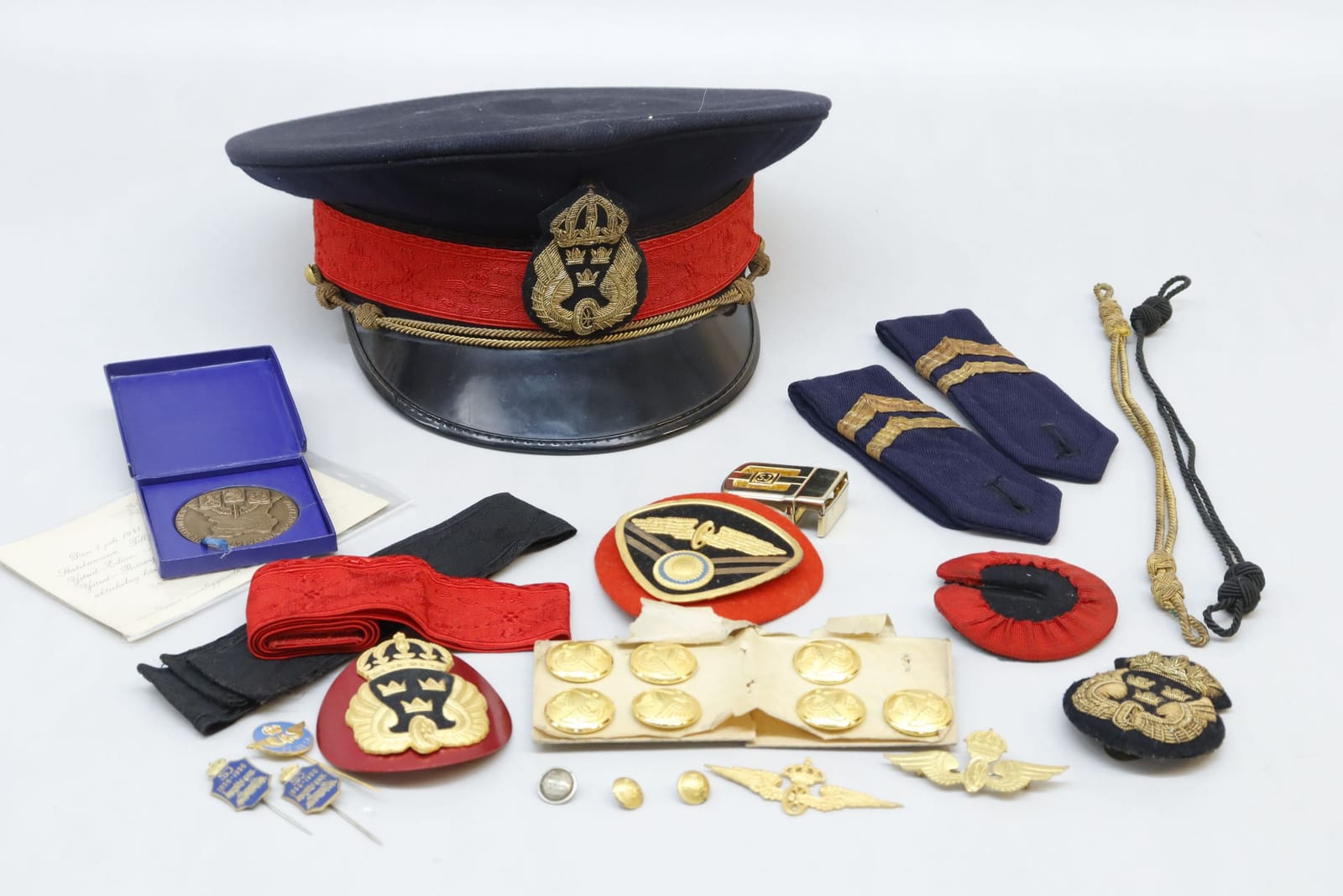 Uniformsmössa, epåletter mm, SJ