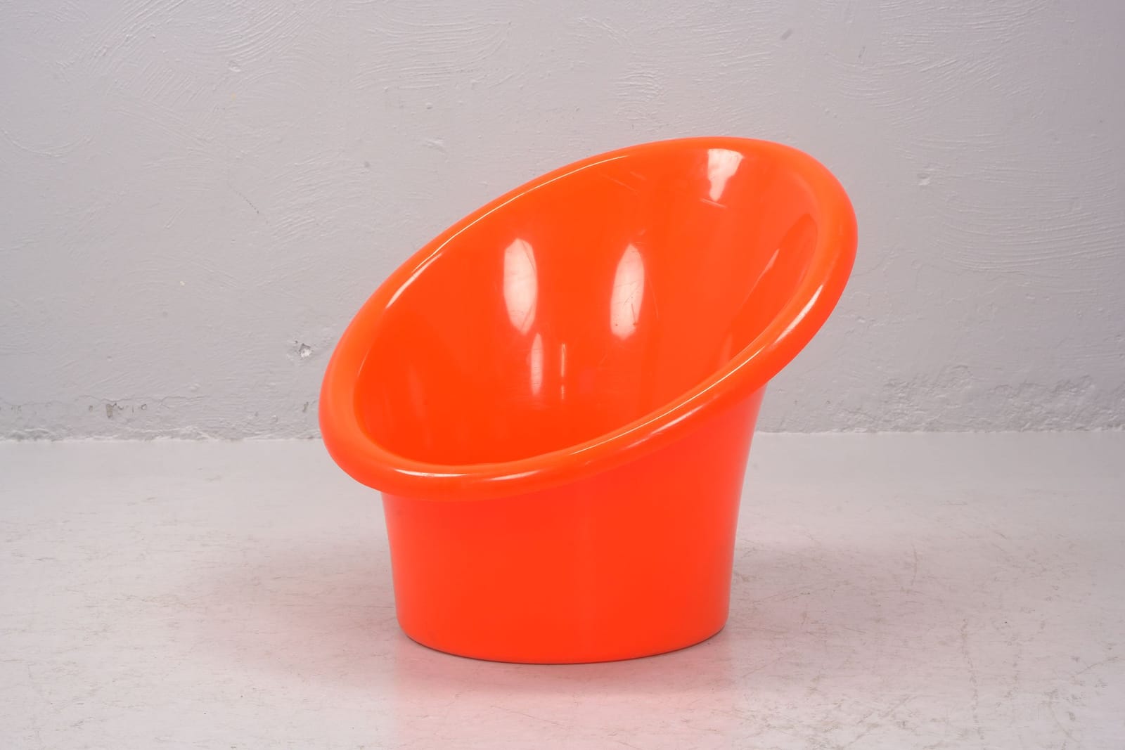 OLLE GJERLÖV-KNUDSEN OCH TORBEN LIND, fåtölj, "Skorpan", plast, 1970-tal