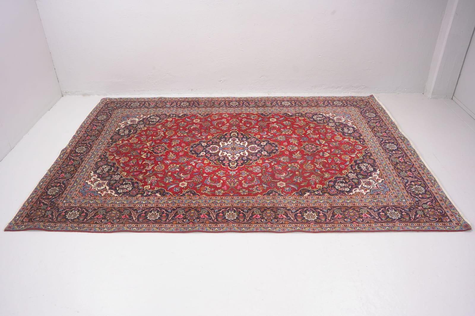 MATTA, orient, Keshan, Iran, 342x235