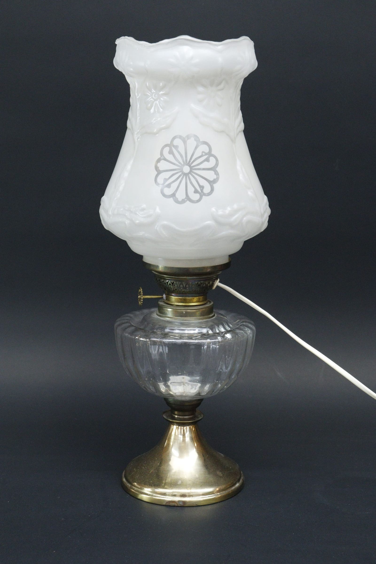 Bordslampa av fotogenlampa