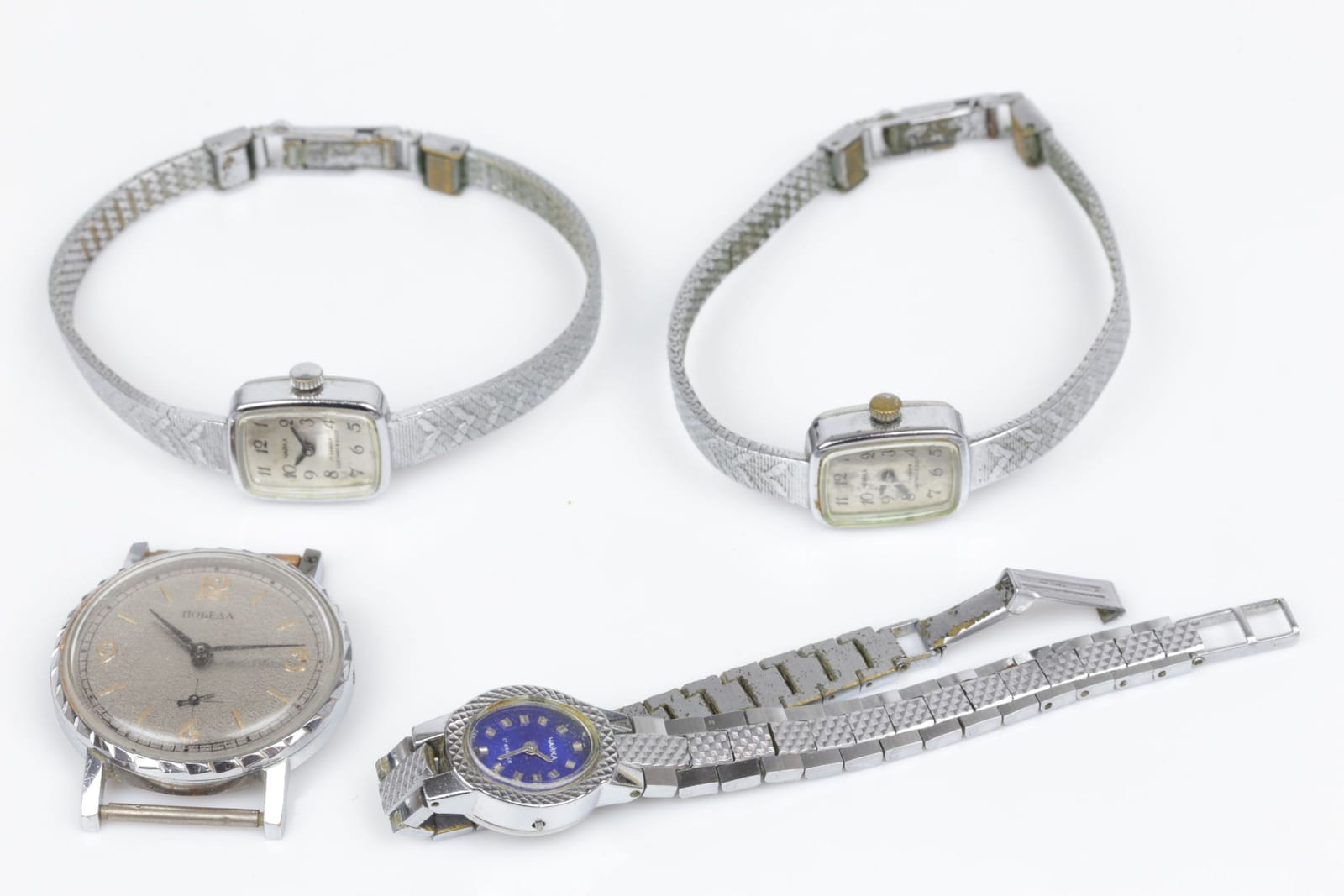 ARMBANDSUR, Pobeda, samt DAMARMBANDSUR, tre st, Tjaika, Sovjetunionen