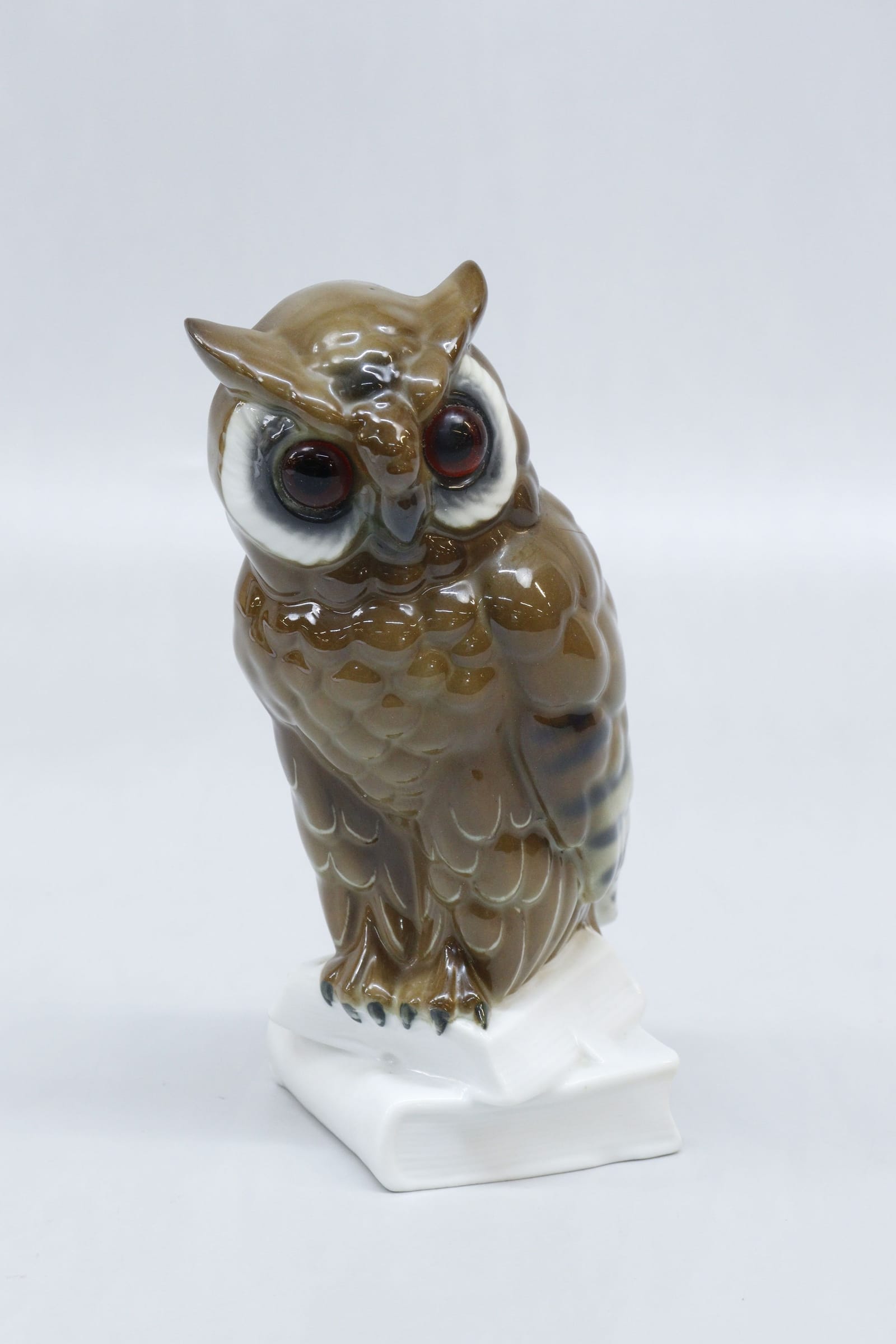 Ugglelampa, porslin