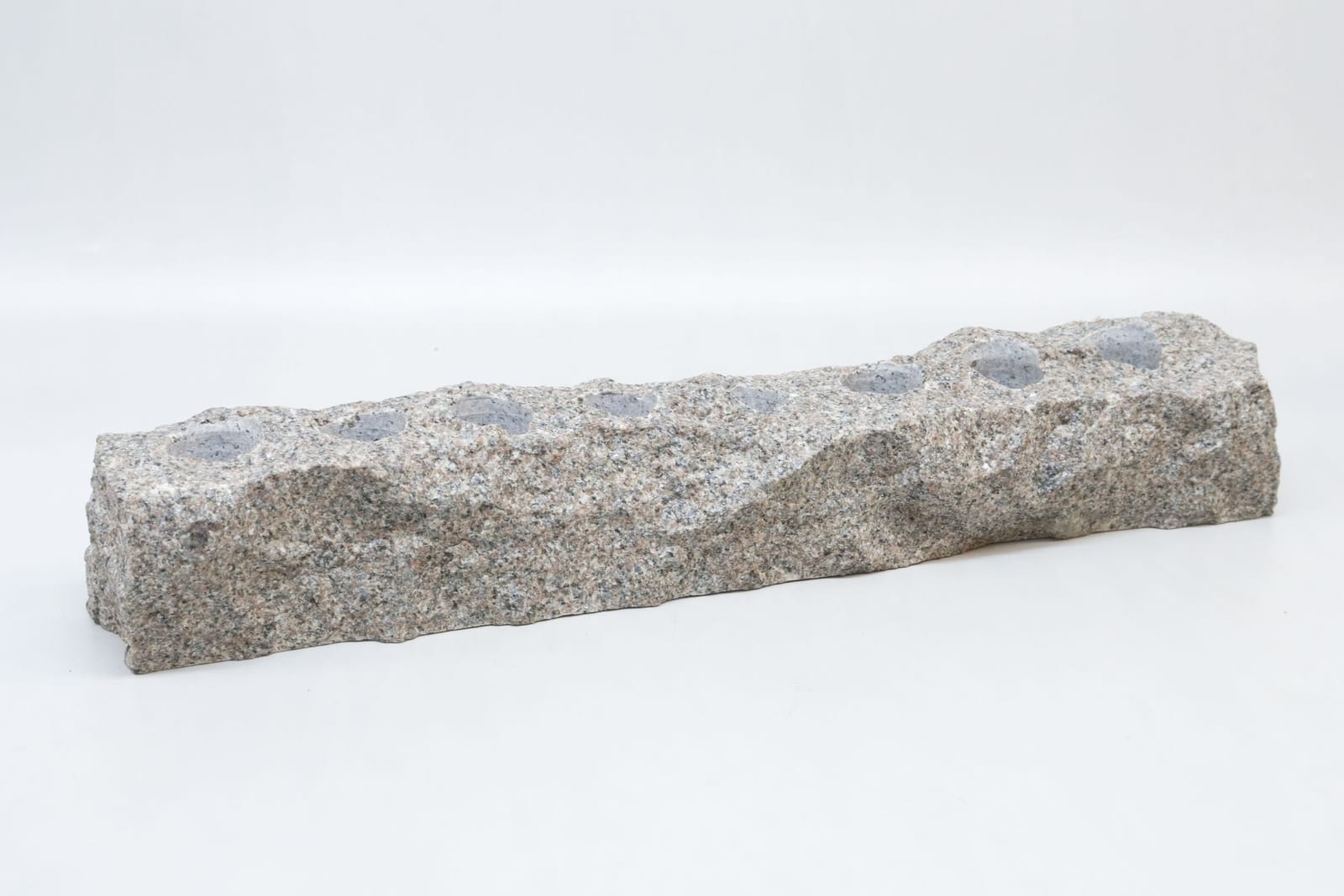 Ljusstake, granit, för 8 värmeljus