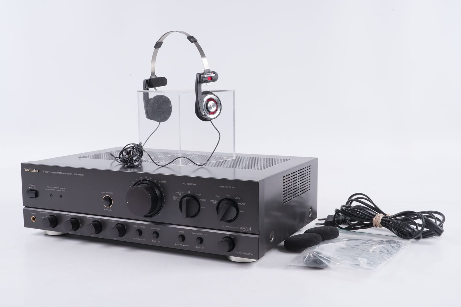 FÖRSTÄRKARE, "SU-VX600", Technics, samt HÖRLURAR, "Porta Pro", Koss