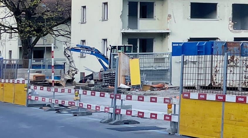 4037 230414 Abbruch 230414 Ausschnitt2