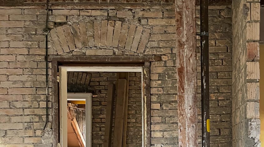 4045 D5 240117 2 Door Cinema Club Ausschnitt 45 30