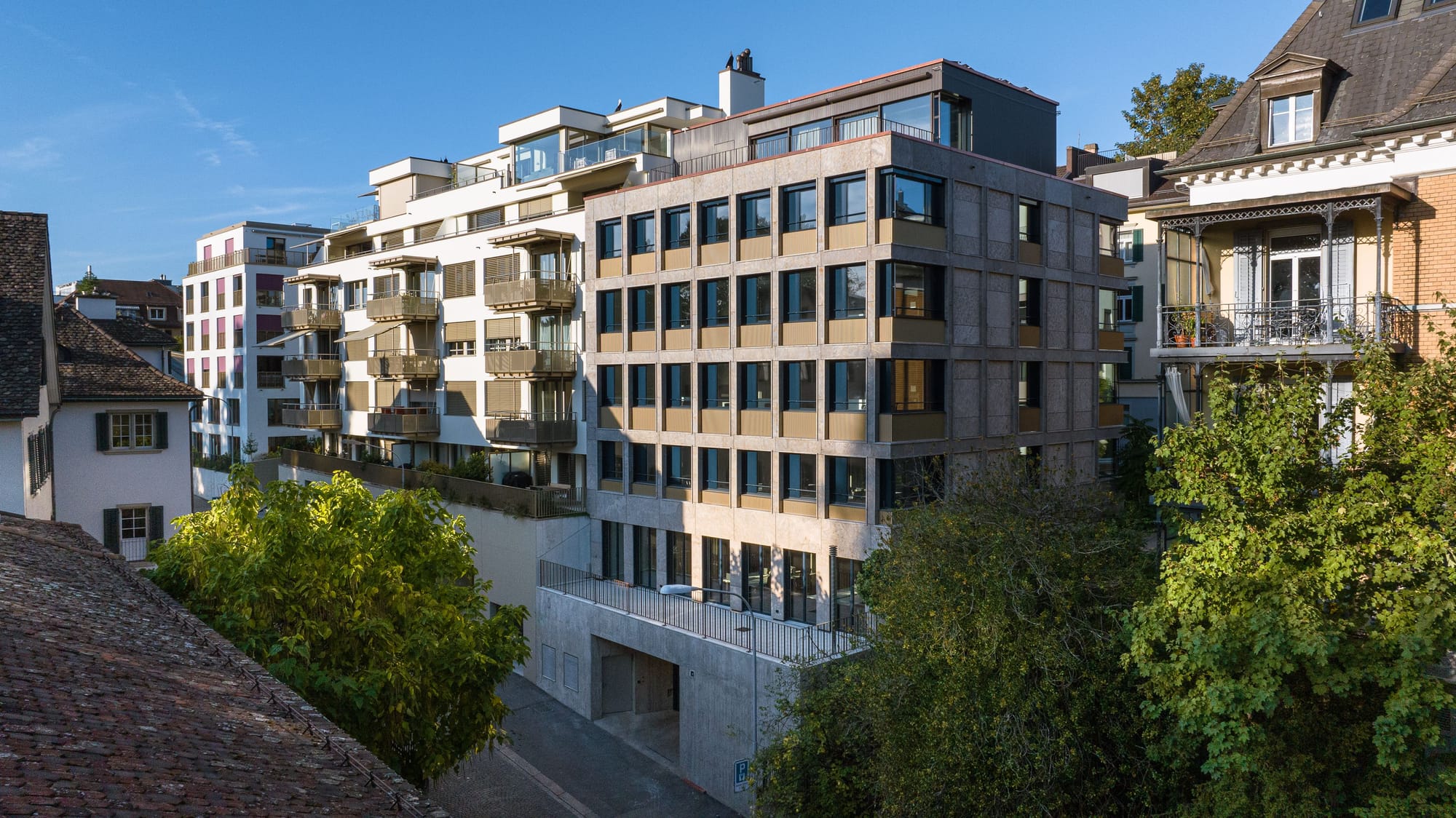 4003 231112 Cajos Kurvenstrasse1