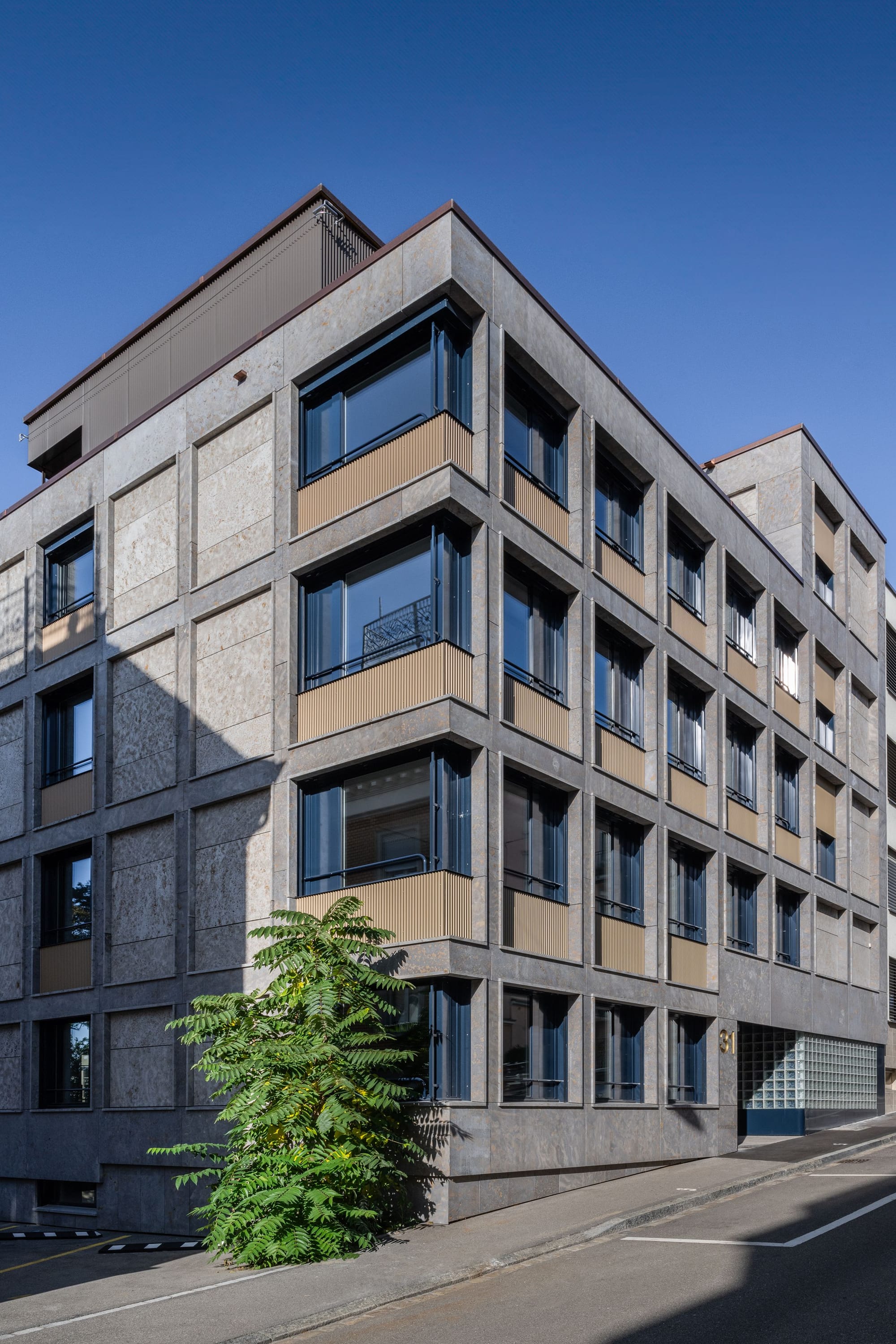 4003 231112 Cajos Kurvenstrasse18 bearbeitet