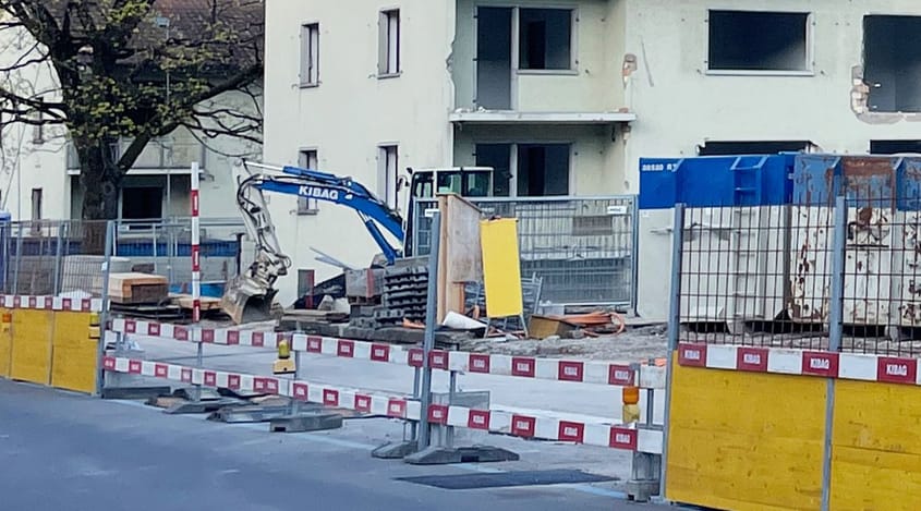 4037 230414 Abbruch 230414 Ausschnitt2
