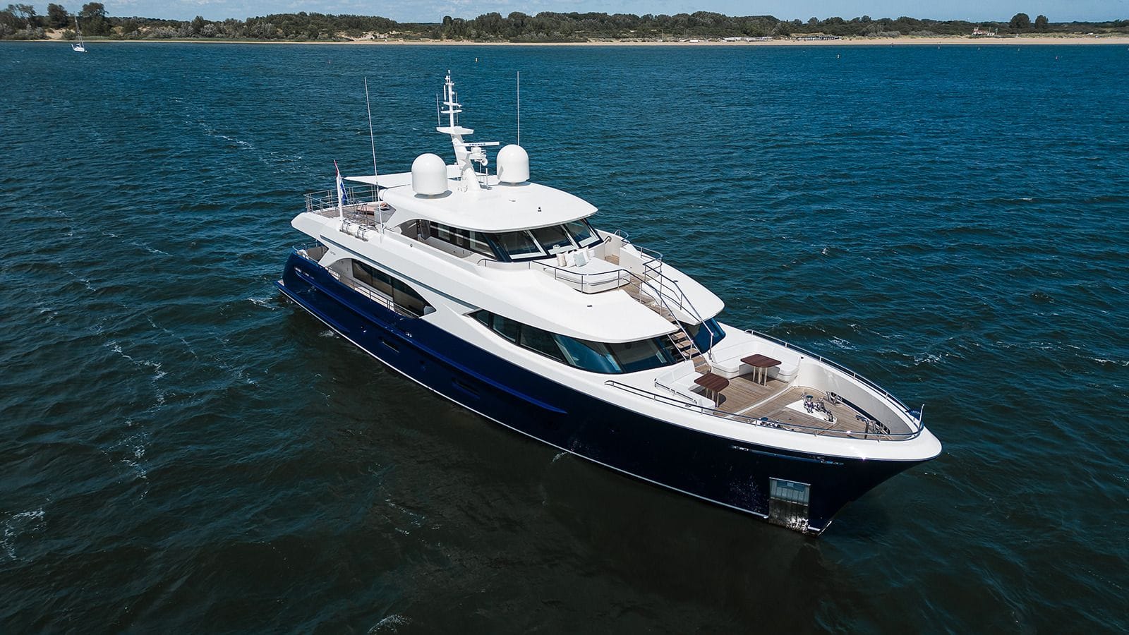 Moonen 110 - Photo shoot July 2023 (19)_1600x900.jpg