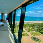 Luxury Beachfront Suite 3